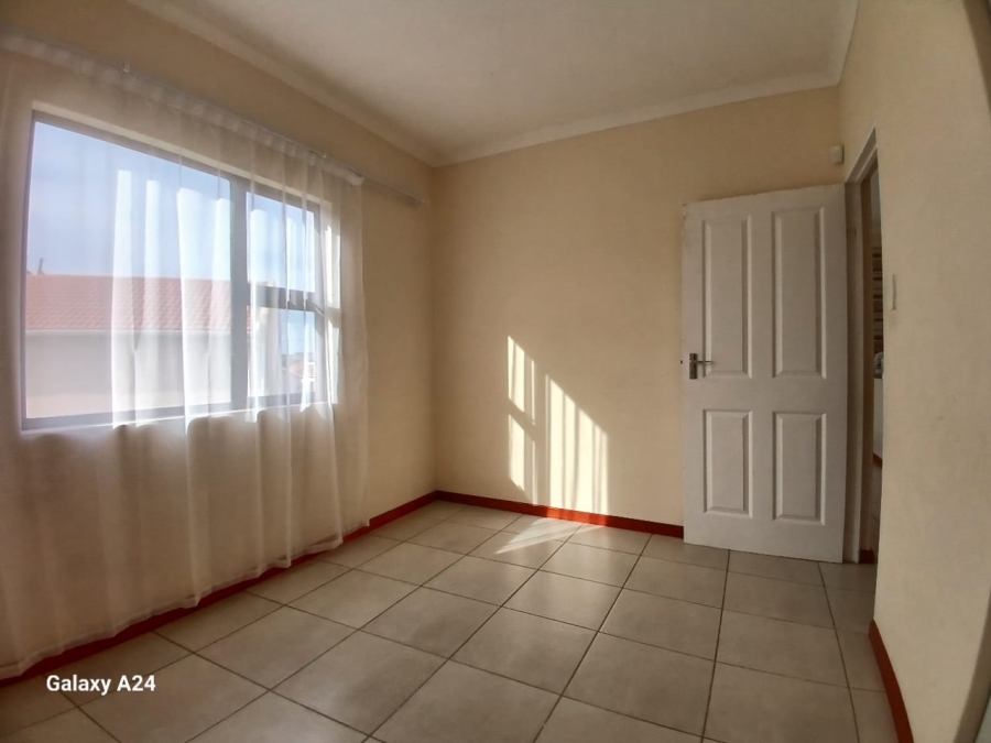 2 Bedroom Property for Sale in Graceland Eastern Cape